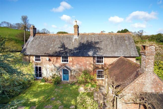 4 bed property, in West Morden, £675,000
