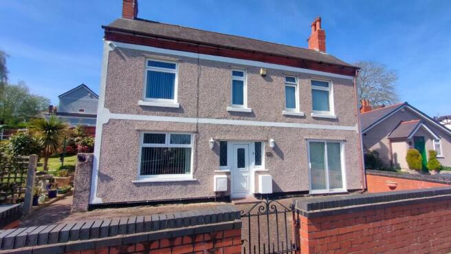 4 bed property, in Fennant Road, £299,000