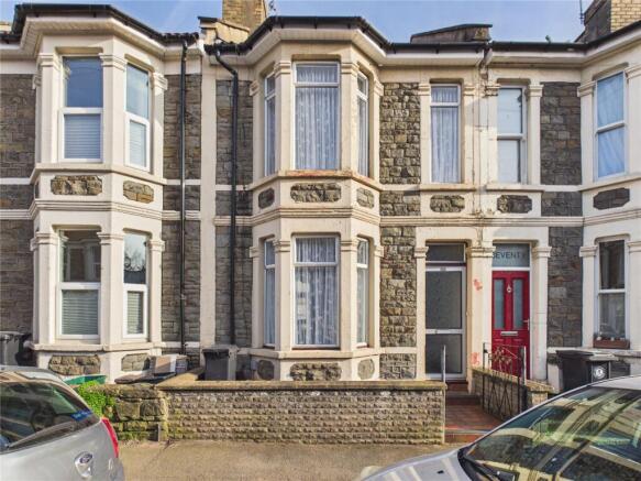 3 bed property, in Exeter Road, £500,000