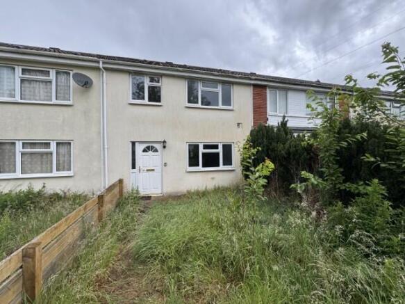 2 bed property, in 22 Stag Place, £50,000
