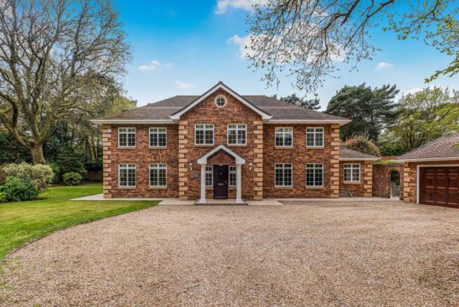 5 bed property, in Warren Drive, £1,750,000