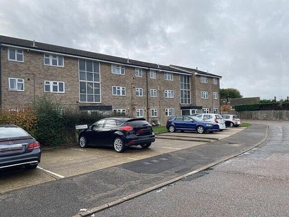2 bed property, in Lister Road, £149,995