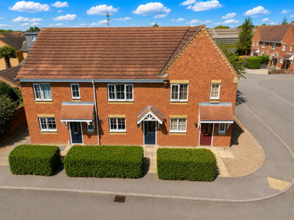 2 bed property, in Brunel Drive, £315,000