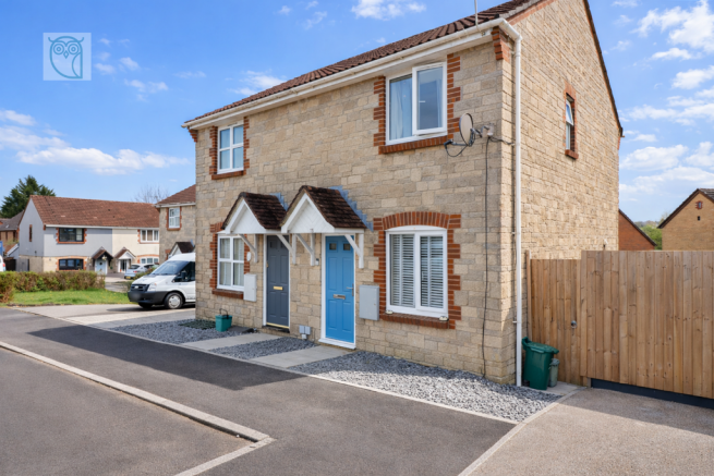 2 bed property, in Carn Celyn, £199,950