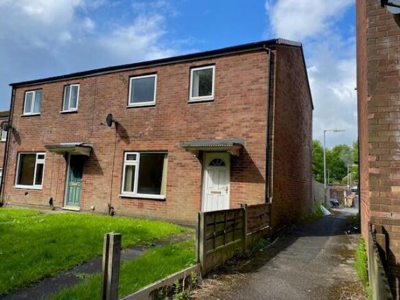 3 bed property, in 14 Dove Walk, £85,000