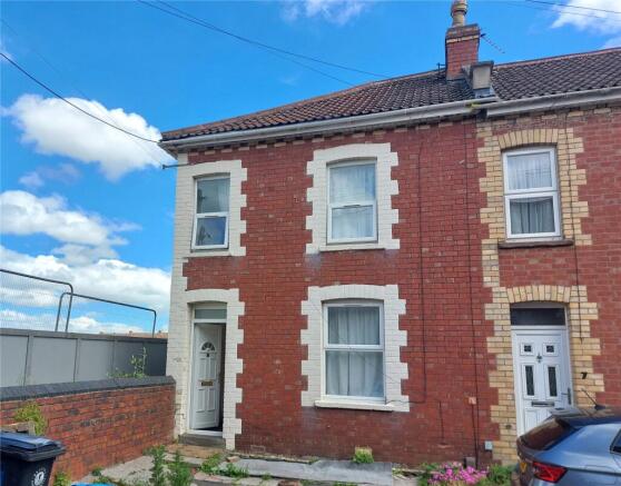 3 bed property, in Mendip View Avenue, £295,000