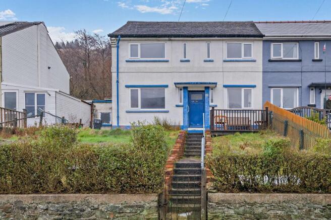 3 bed property, in Attlee Avenue, £110,000