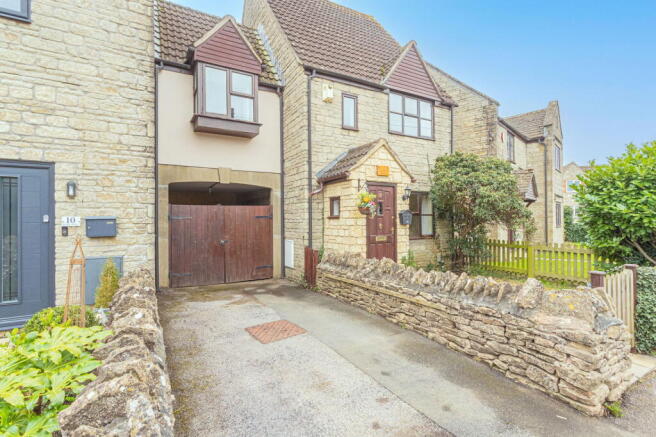 3 bed property, in St Giles Barton, £399,000