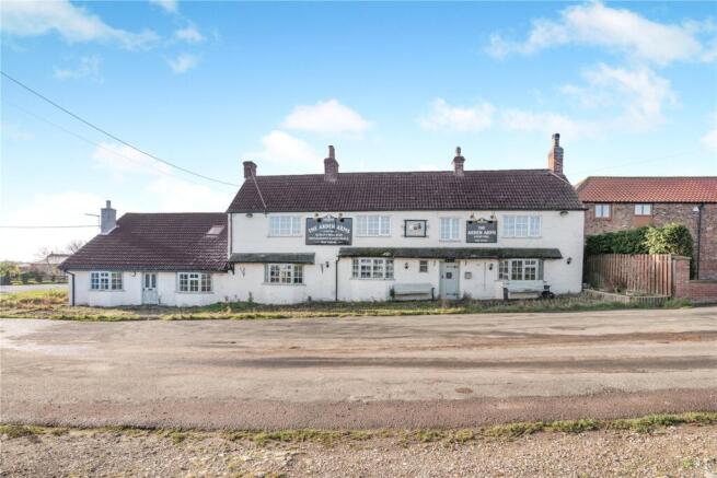 5 bed property, in South Cowton, £450,000
