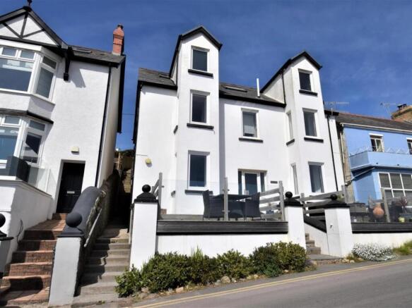 Studio, in Amroth, £169,500