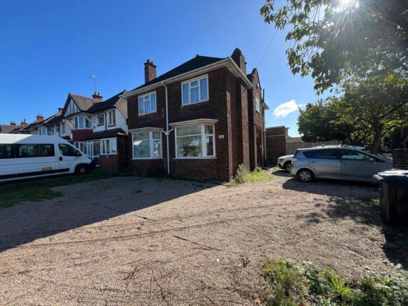 4 bed property, in Coleshill Road, £595,000