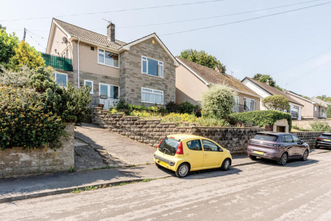 4 bed property, in Beechmount Drive, £335,000