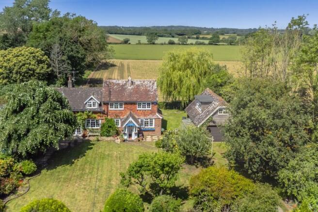 3 bed property, in Norlington Lane, £850,000