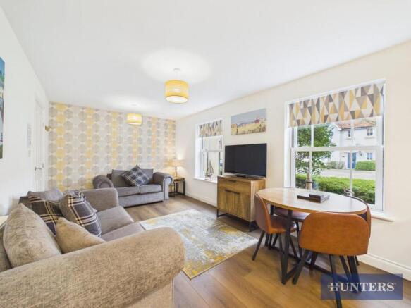 1 bed property, in Talisker Walk, £70,000