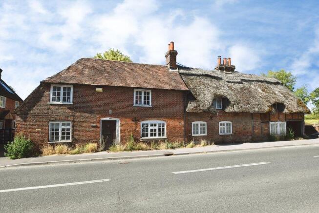 4 bed property, in The Borough, £500,000