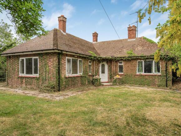 3 bed property, in 50 Swaffham Road, £200,000