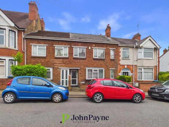 4 bed property, in Marlborough Road, £250,000