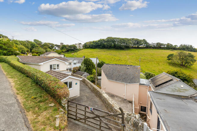 4 bed property, in East Portlemouth, £550,000