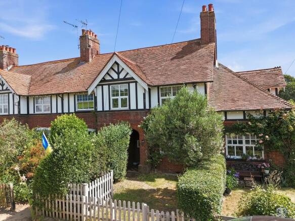 3 bed property, in The Street, £250,000