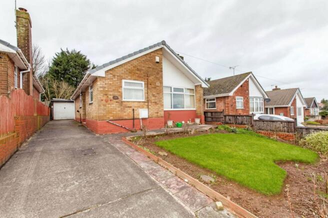 2 bed property, in Hillsway, £199,950
