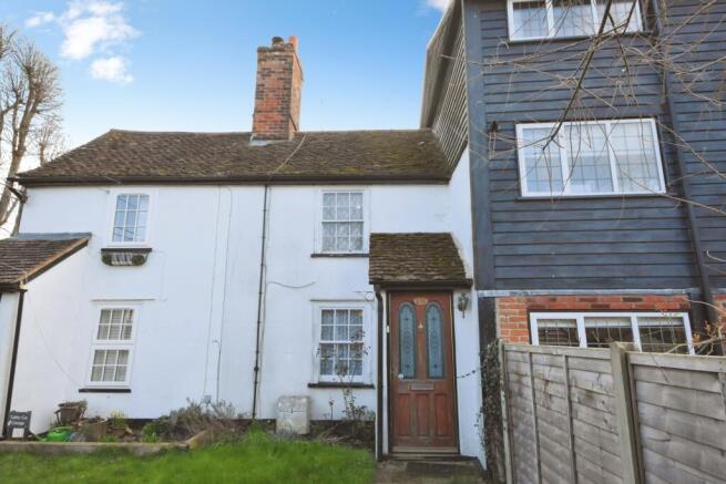 2 bed property, in Church Street, £210,000