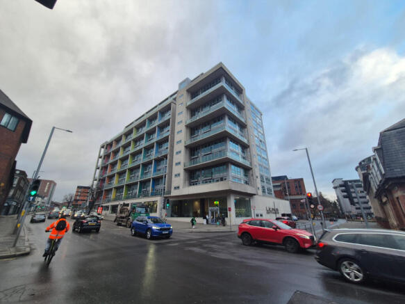 1 bed property, in Apartment 1018, £45,000