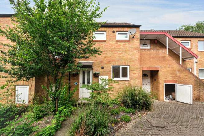 3 bed property, in Skerne Passage, £130,000