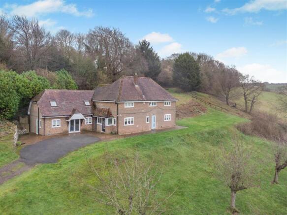 6 bed property, in South Green, £1,395,000