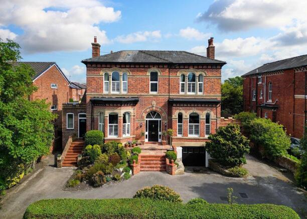 6 bed property, in Trafalgar Road, £1,150,000