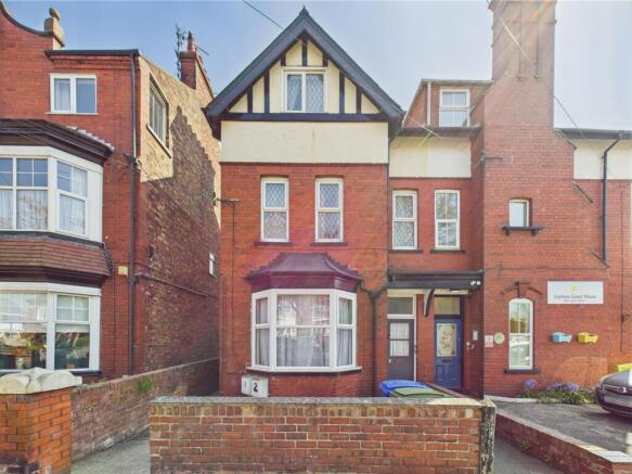 4 bed property, in Cardigan Road, £169,950