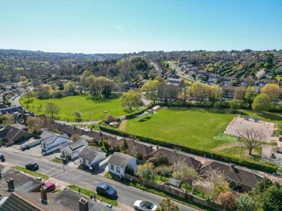 4 bed property, in Highbank, £650,000