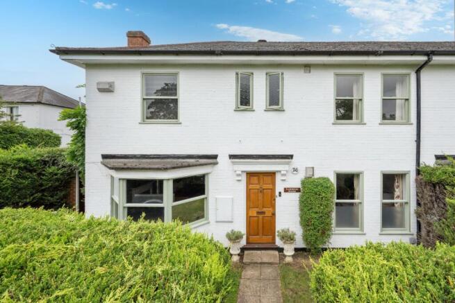 4 bed property, in The Parade, £775,000