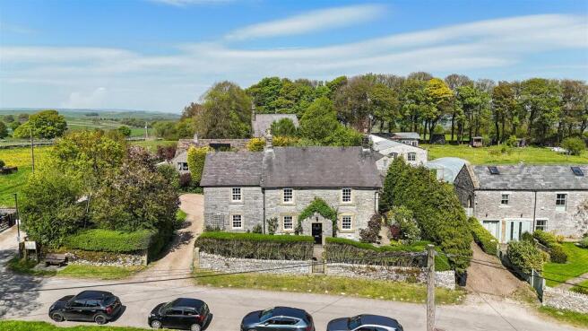 6 bed property, in Old Farmhouse, £1,200,000