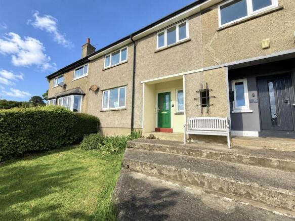 3 bed property, in Bron Idda, £139,950