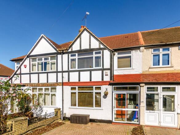 3 bed property, in Aylesford Avenue, £600,000