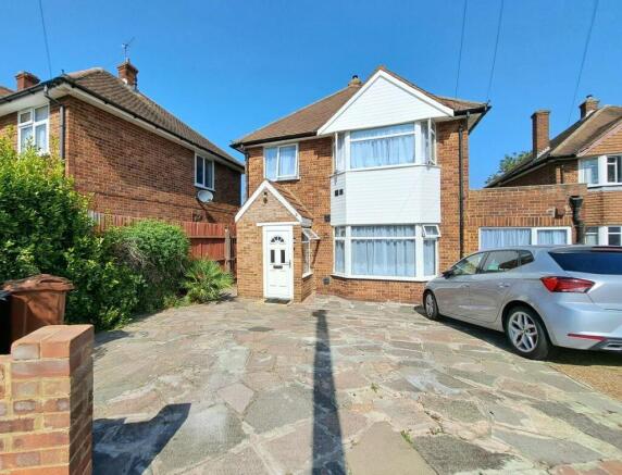 4 bed property, in Speart Lane, £960,000
