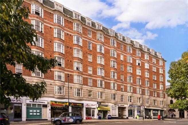 2 bed property, in Peters Court, £550,000