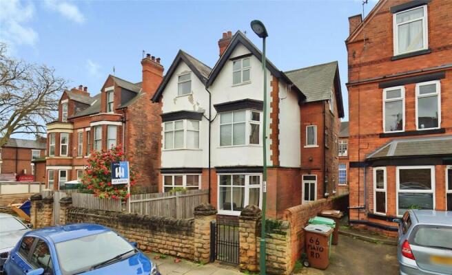 4 bed property, in Mayo Road, £315,000
