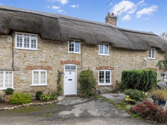 3 bed property, in The Cross, £279,000