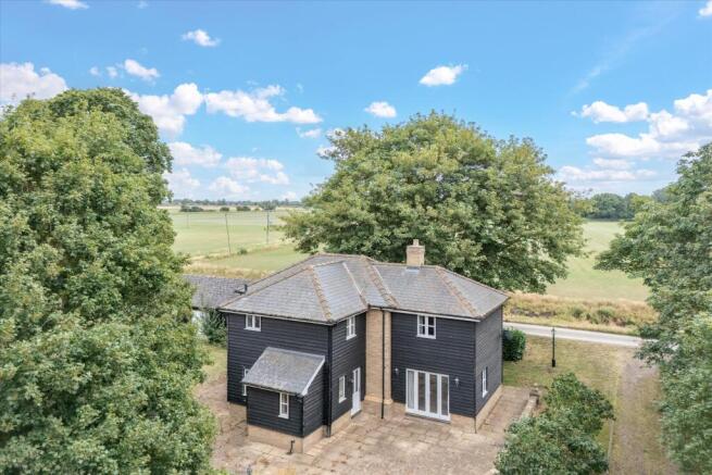 4 bed property, in Black House, £695,000