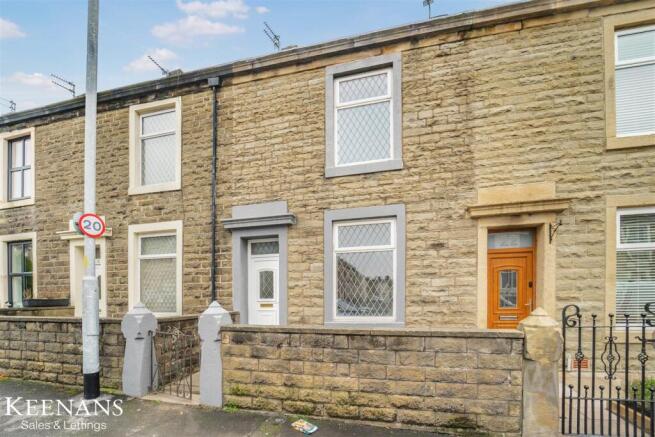 3 bed property, in Lomax Street, £130,000