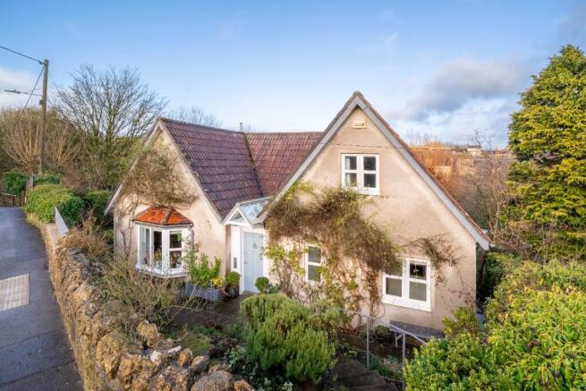 3 bed property, in Plox, £775,000
