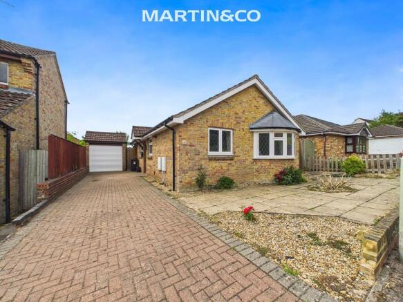 3 bed property, in The Lilacs, £540,000