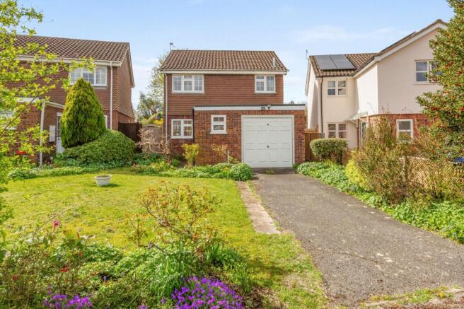 3 bed property, in Haglis Drive, £600,000