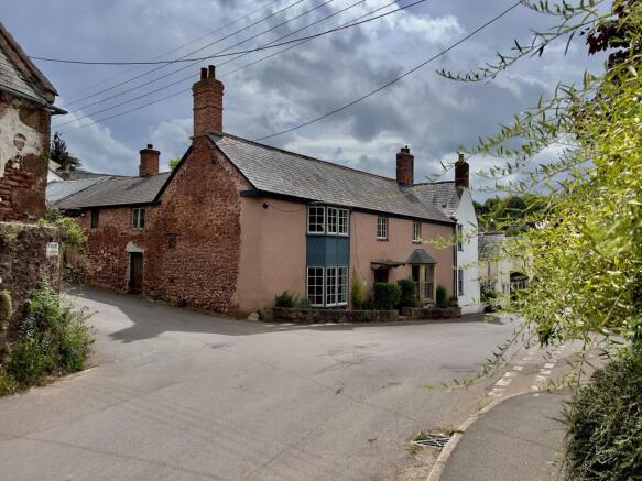 4 bed property, in Stogumber, £350,000