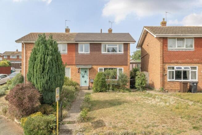 3 bed property, in Heron Road, £365,000
