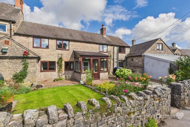4 bed property, in Back Lane, £325,000