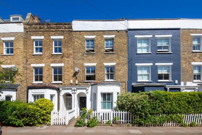 4 bed property, in Simpson Street, £1,100,000