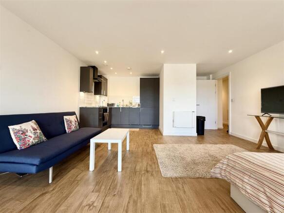 Studio, in Lincoln House, £90,000