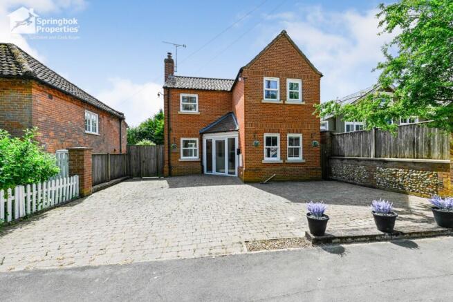 2 bed property, in Nethergate Street, £285,000